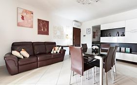 Casa Mabel Terrace - Sit Apartment