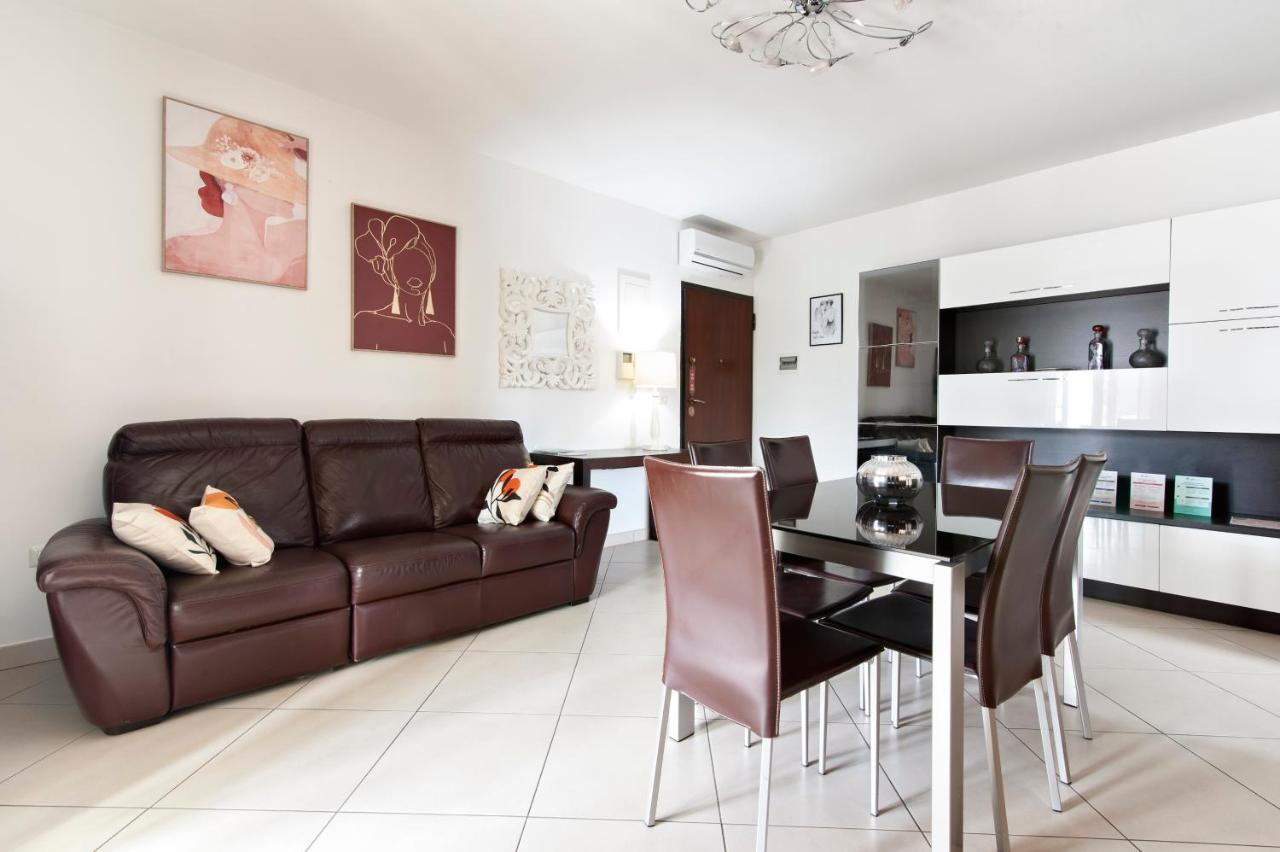 Casa Mabel Terrace - Sit Apartment Lecce Esterno foto